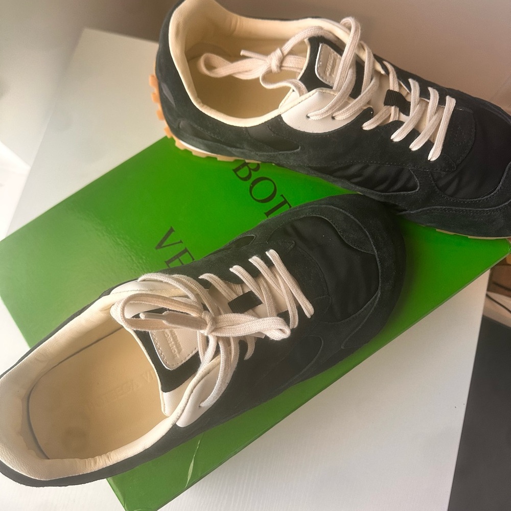 Bottega Veneta Black and Cream Sneakers